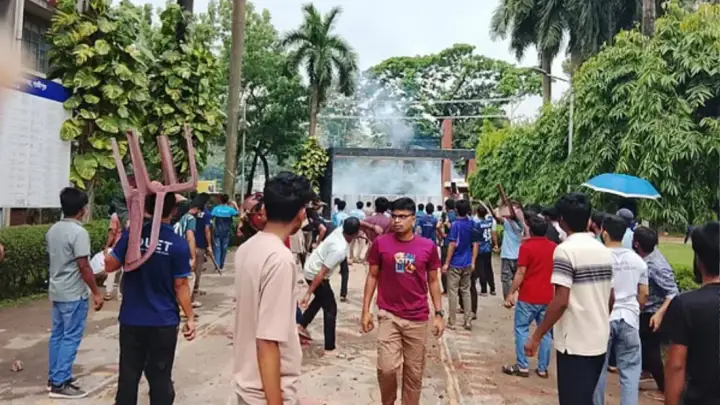 নতুন ভিসি নিয়োগ ঘিরে ডুয়েটে সংঘর্ষ, আহত অন্তত ১৫