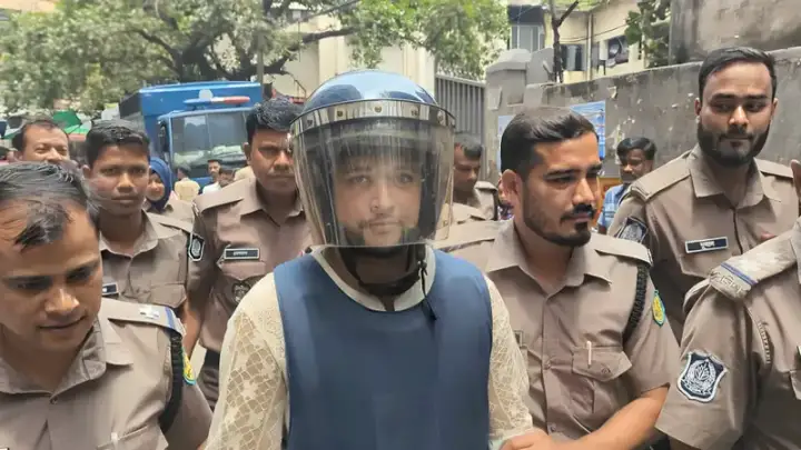 প্রতারণা মামলায় তৌহিদ আফ্রিদি গ্রেফতার দেখিয়ে কারাগারে, আদালতের নির্দেশে নতুন মোড়