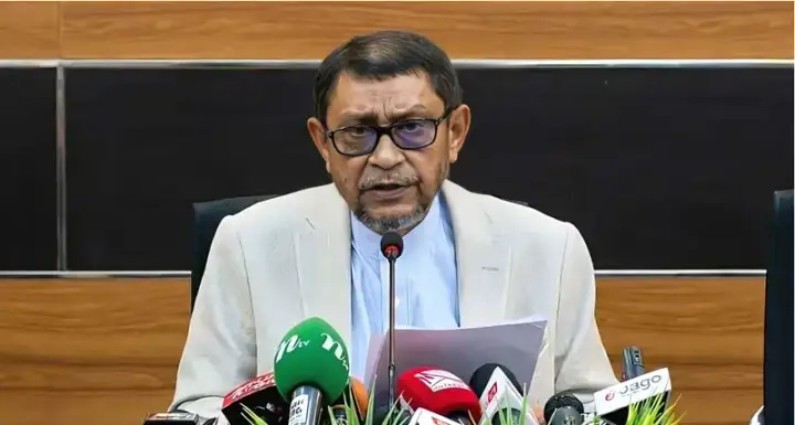 আদ-দ্বীন হাসপাতালের অন্য শাখা চালু রাখতে বাধা নেই, জানালেন স্বাস্থ্যমন্ত্রী