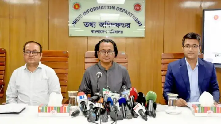 দিল্লি সফর থেকে ফেরার ঘটনা তাৎক্ষণিক প্রতিবাদ ছিল: উপদেষ্টা জাহেদ